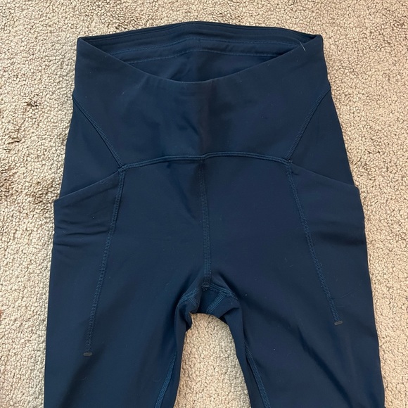 Lulu Lemon- Wunder Train High Rise Tight with Pockets - Picture 6 of 8